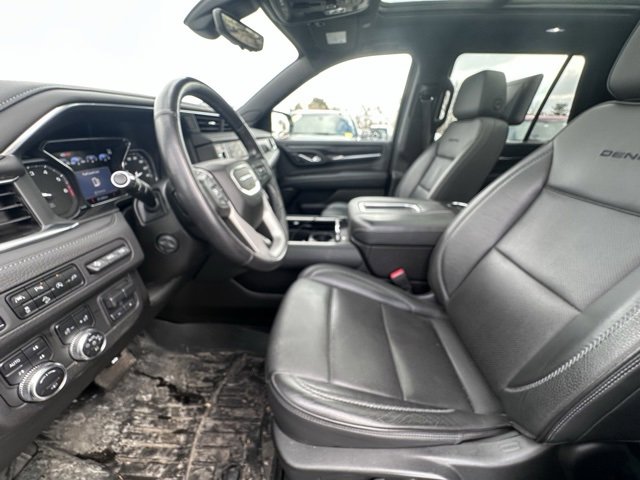 Used 2021 GMC Yukon Denali w/ Denali Ultimate Package image 12