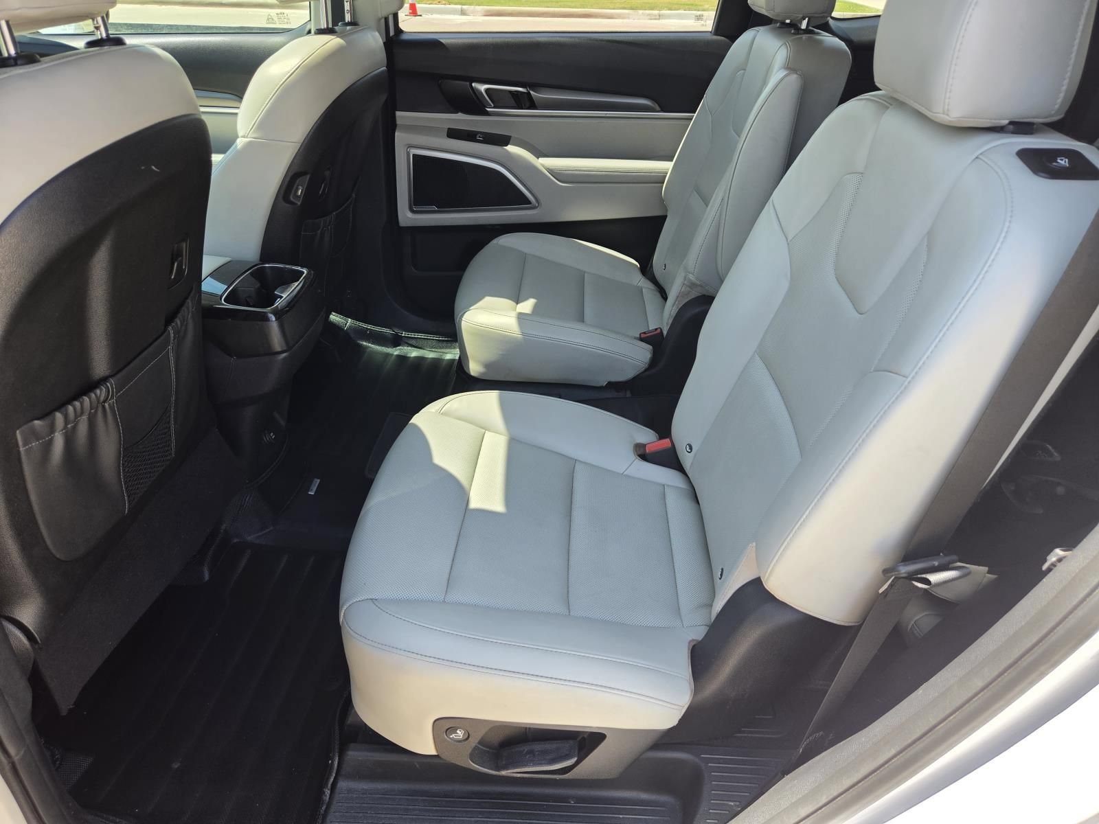 Used 2021 Kia Telluride S FWD image 12