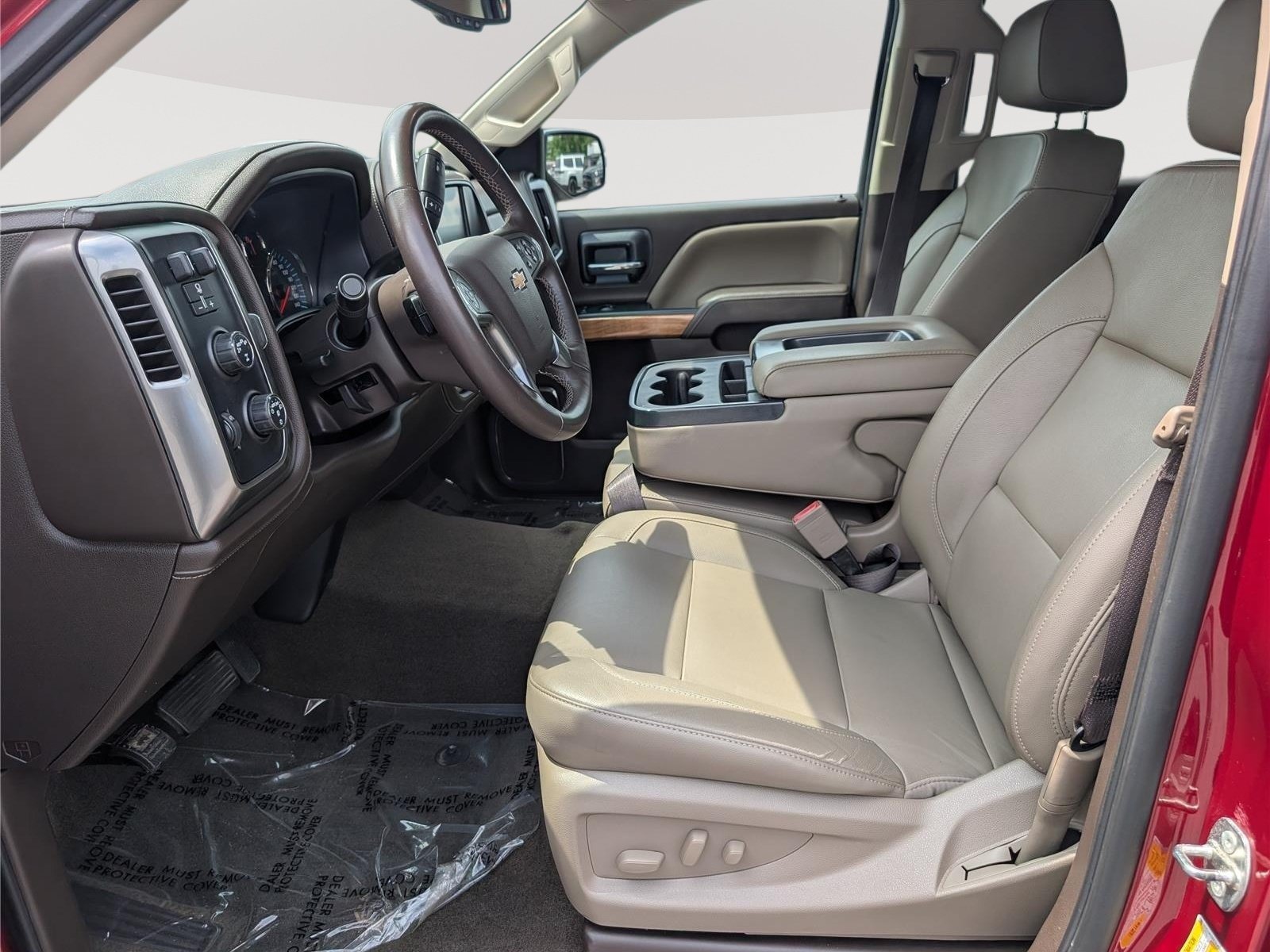 Used 2018 Chevrolet Silverado 1500 LTZ w/ Sport Package AWD/4WD image 14