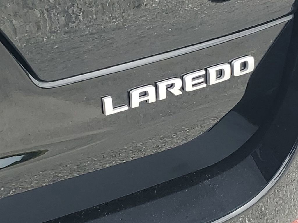 Used 2025 Jeep Grand Cherokee L Laredo w/ Luxury Tech Group I image 39