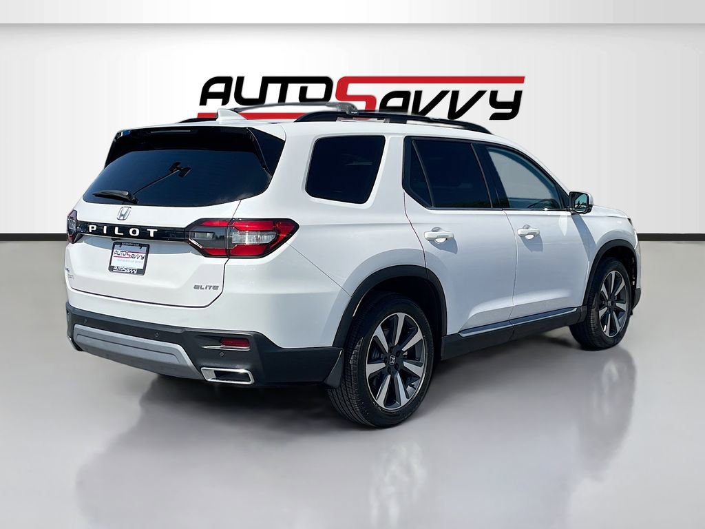 Used 2023 Honda Pilot Elite image 7