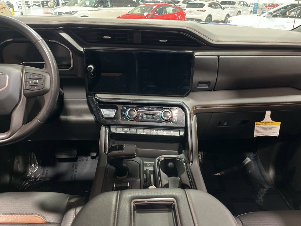 Used 2022 GMC Sierra 1500 AT4 w/ AT4 Premium Package image 16