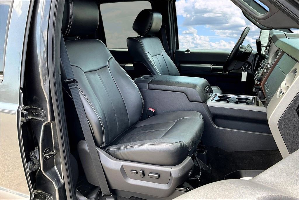 Used 2016 Ford F350 Lariat w/ Lariat Ultimate Package image 30