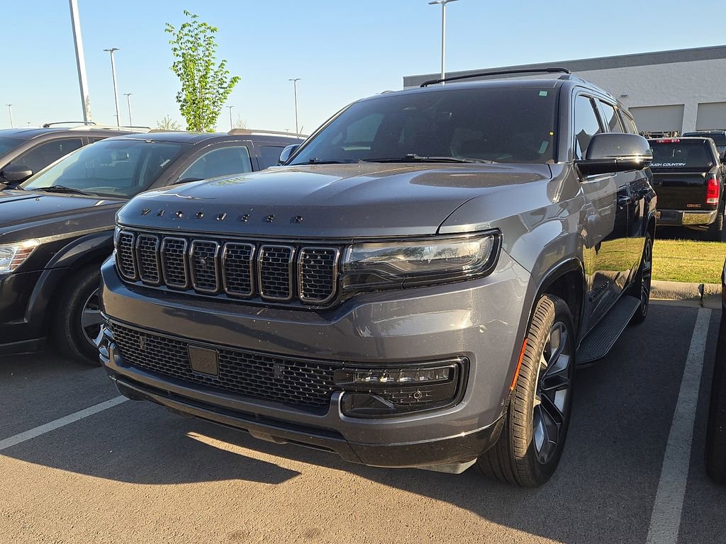 Used 2022 Jeep Wagoneer Series III AWD/4WD image 1