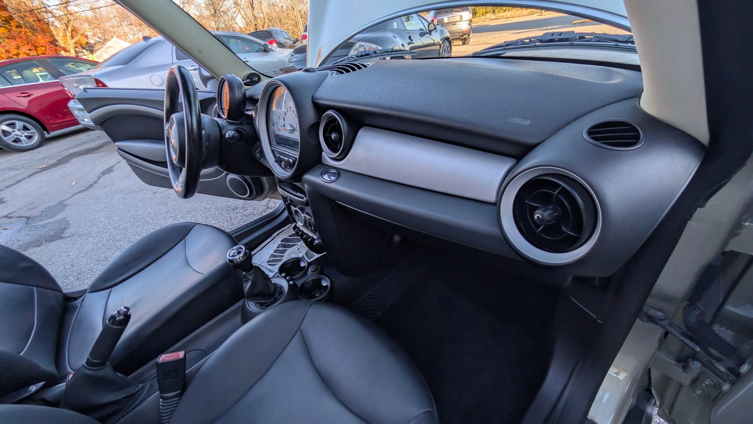 Used 2011 MINI Cooper Hardtop image 17