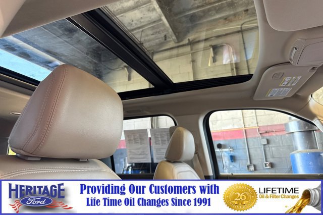Used 2023 Ford Expedition Limited AWD/4WD image 18