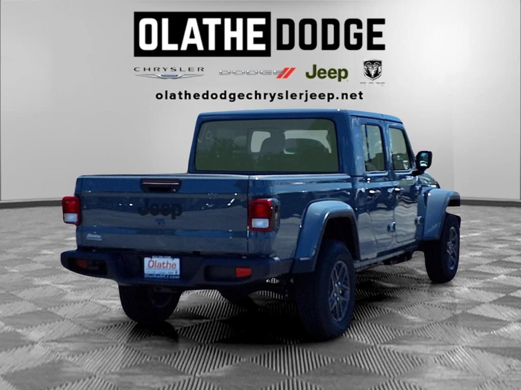 New 2026 Jeep Gladiator Sport AWD/4WD image 27