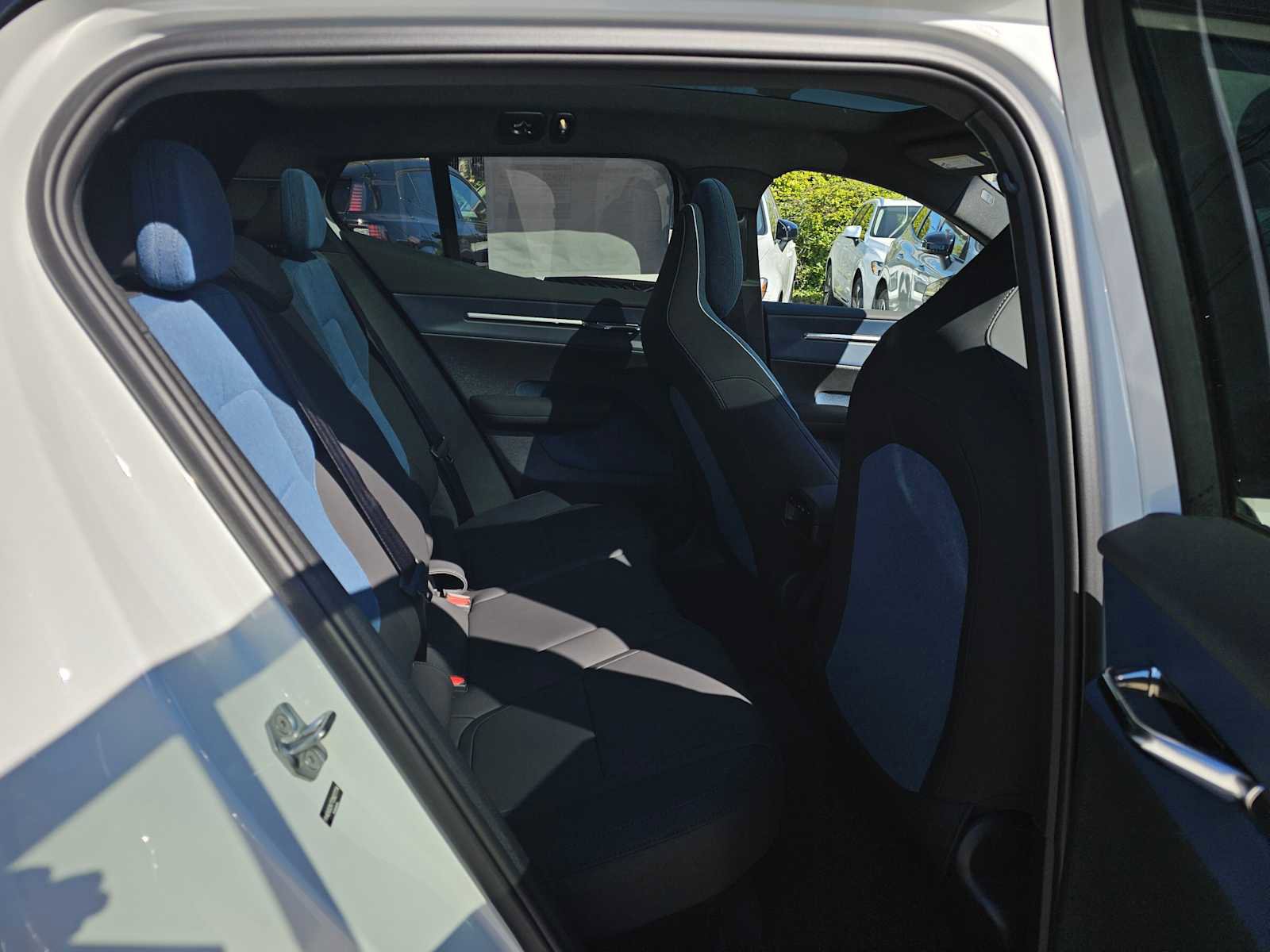 New 2026 Volvo EX30 Plus w/ Climate Package image 13