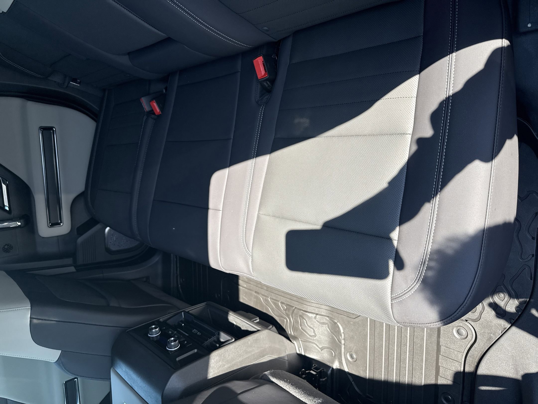 New 2026 GMC Hummer EV SUV image 24