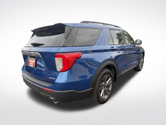 Used 2021 Ford Explorer XLT w/ Equipment Group 202A AWD/4WD image 5