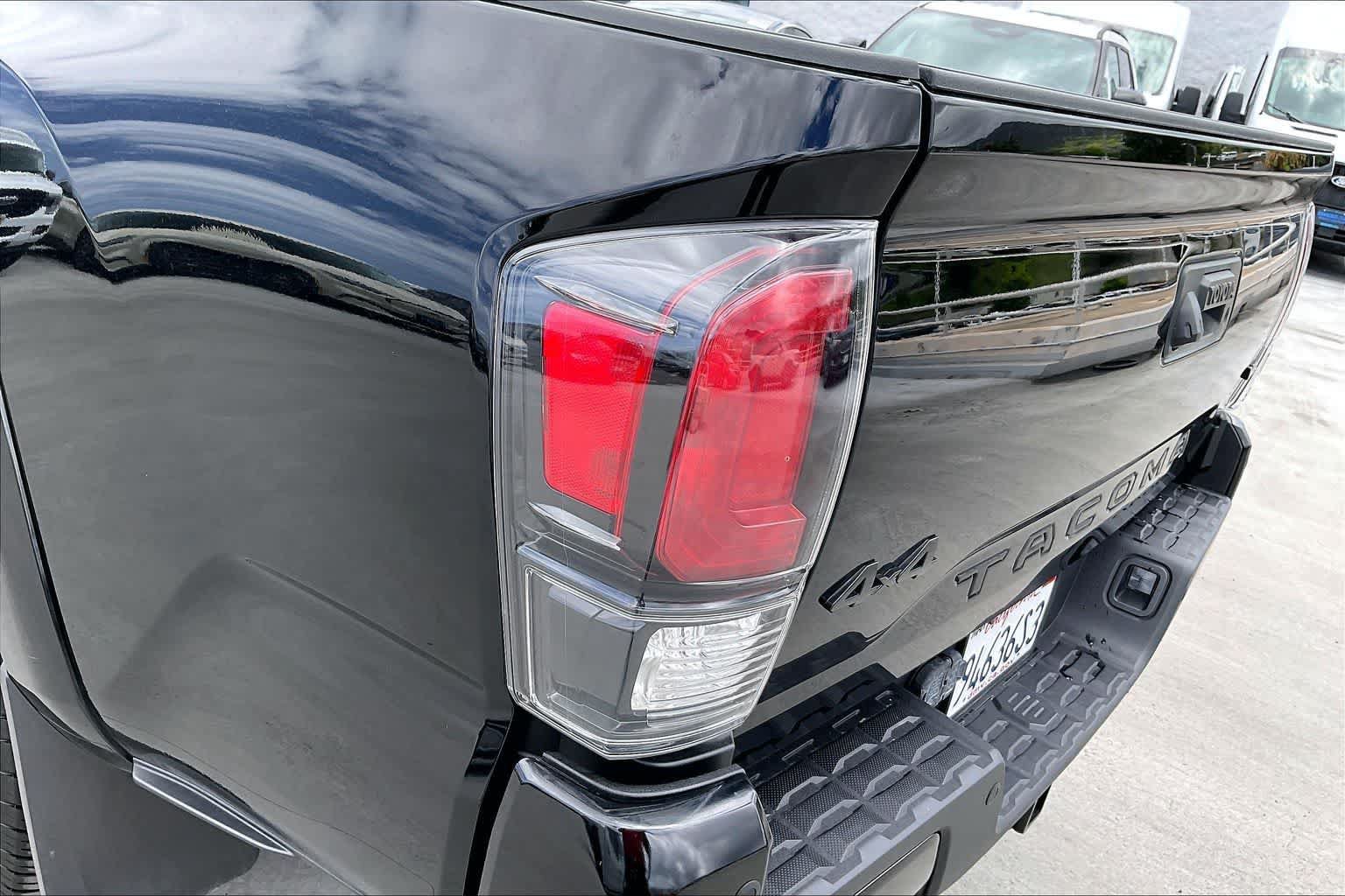 Used 2023 Toyota Tacoma Limited w/ Nightshade Package AWD/4WD image 32