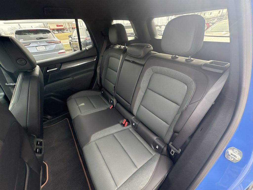 Used 2026 GMC Terrain AT4 image 23