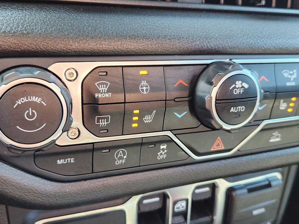 Used 2024 Jeep Gladiator Sport image 26