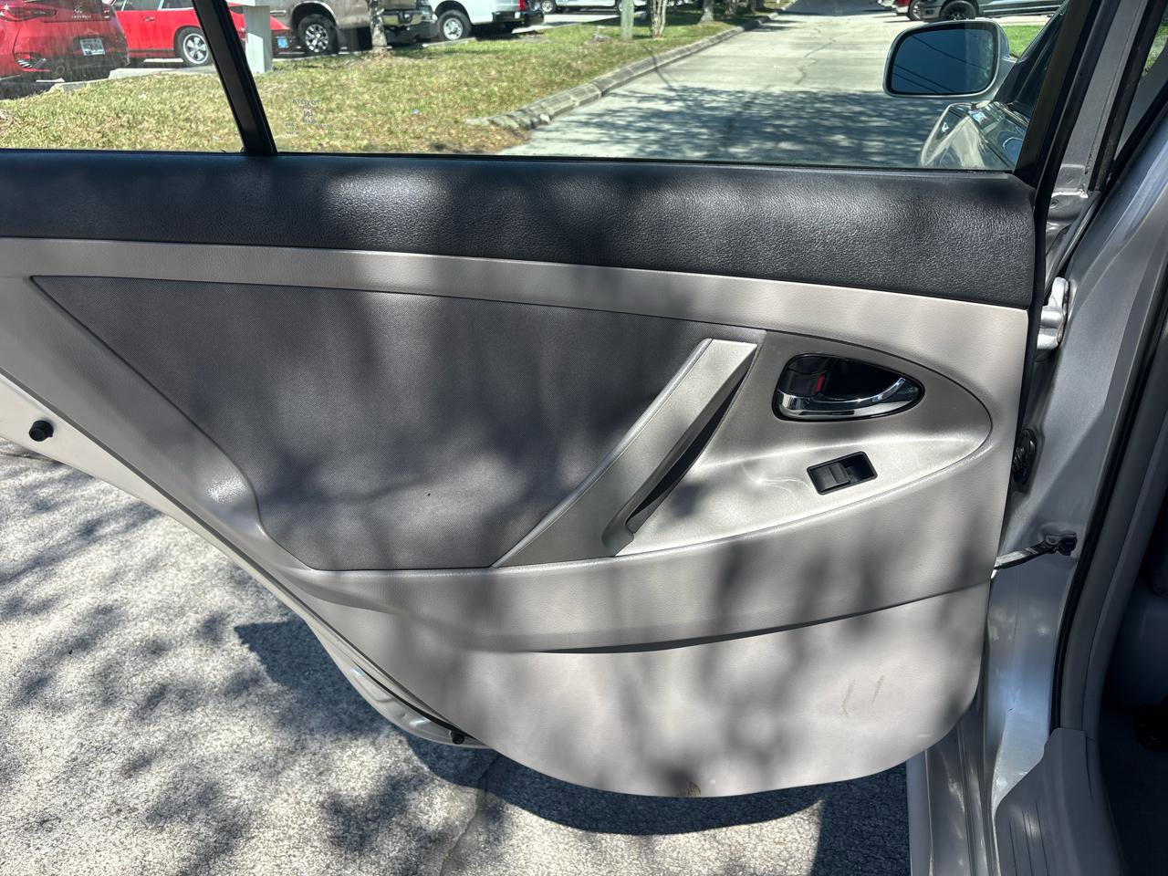 Used 2008 Toyota Camry SE FWD image 28