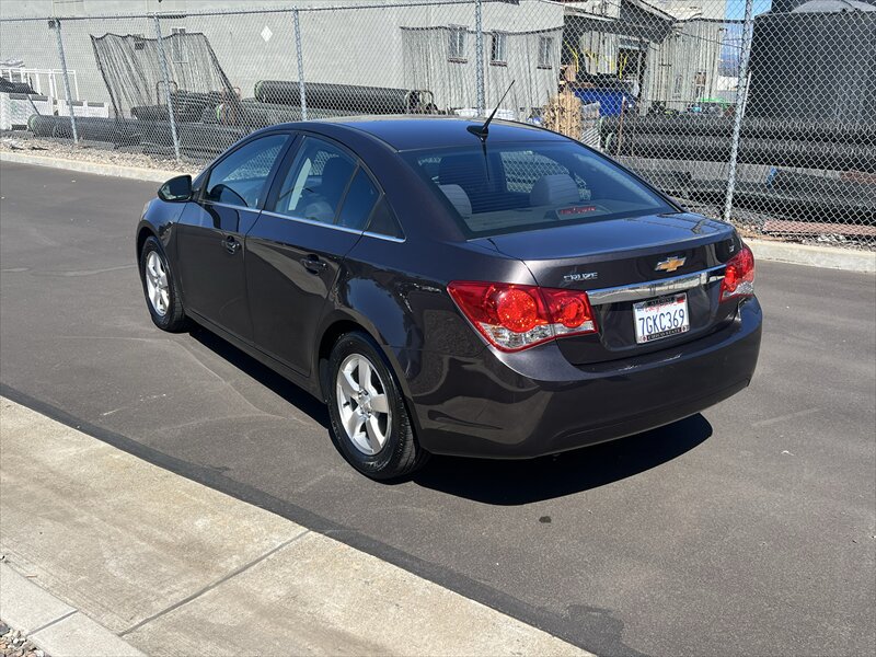 Used 2014 Chevrolet Cruze LT FWD image 8
