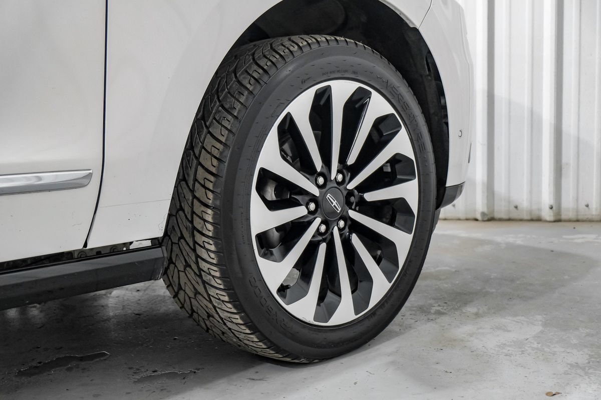 Used 2022 Lincoln Navigator L Reserve AWD/4WD image 65