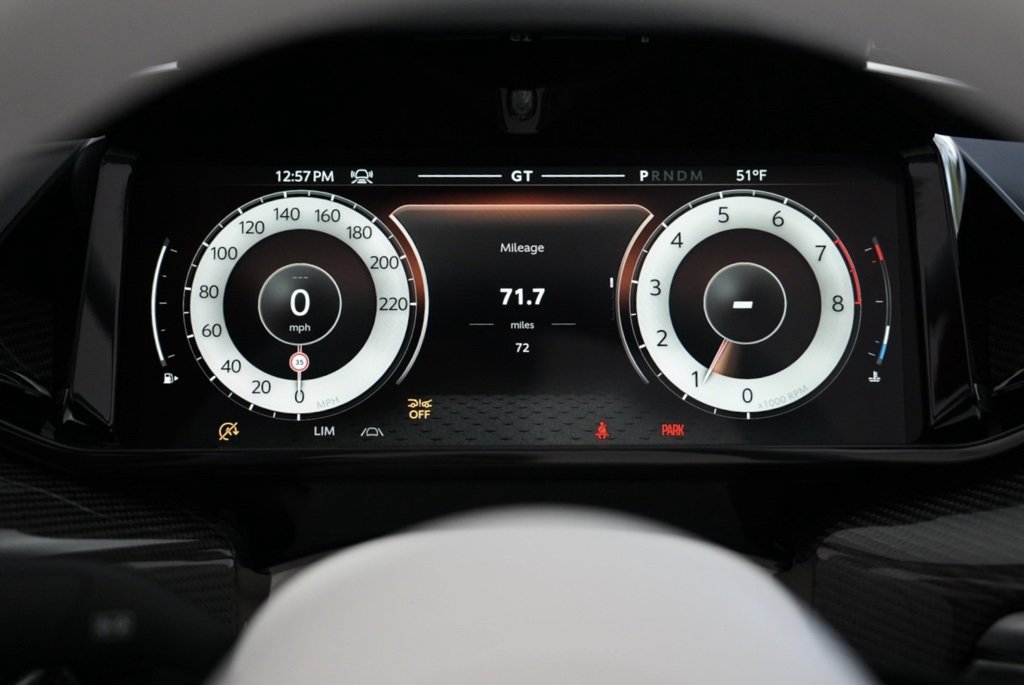 New 2026 Aston Martin Vanquish Convertible image 27