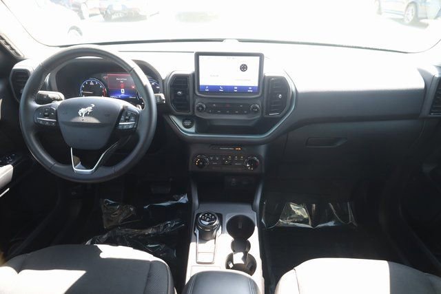 Used 2024 Ford Bronco Sport Badlands image 14