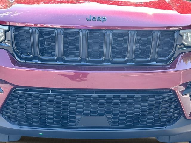 Certified 2023 Jeep Grand Cherokee Altitude AWD/4WD image 10