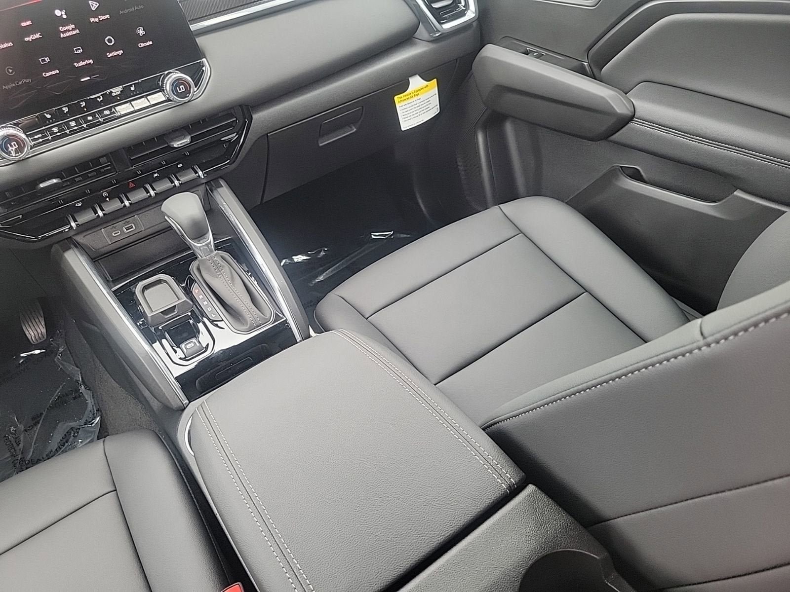 New 2026 GMC Canyon Elevation w/ Convenience Package RWD image 12