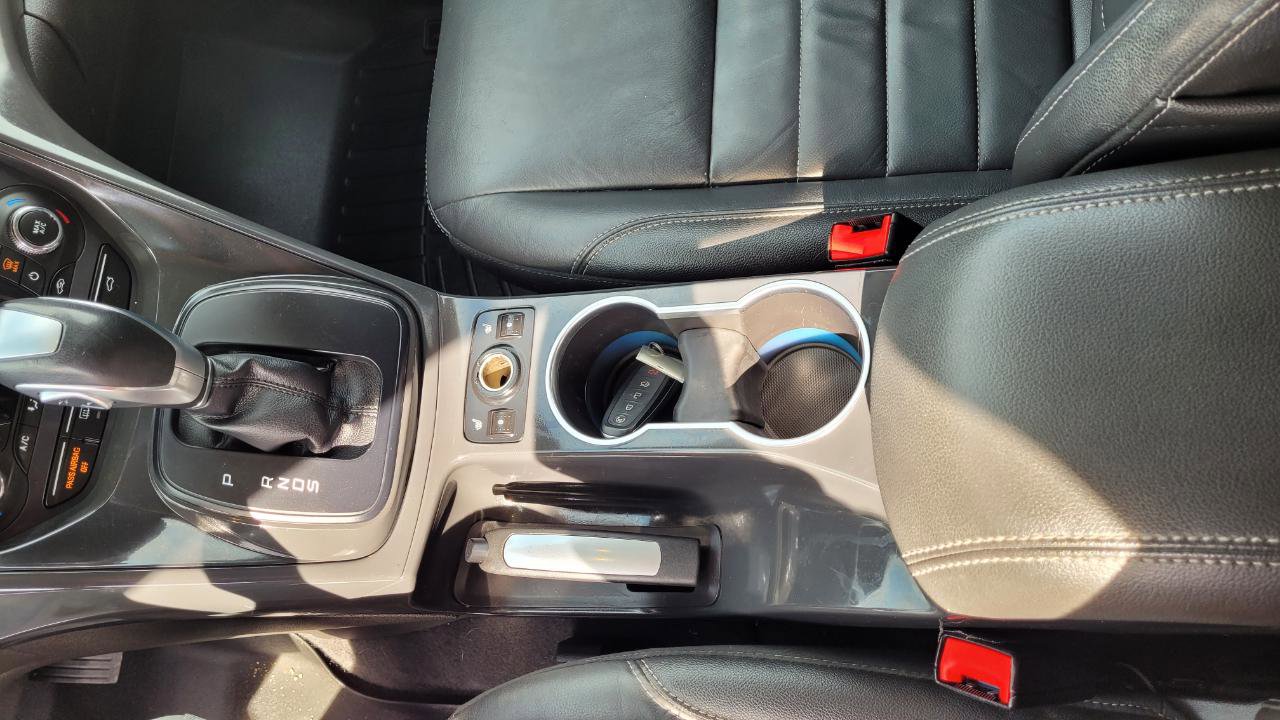 Used 2015 Ford Escape Titanium AWD/4WD image 13
