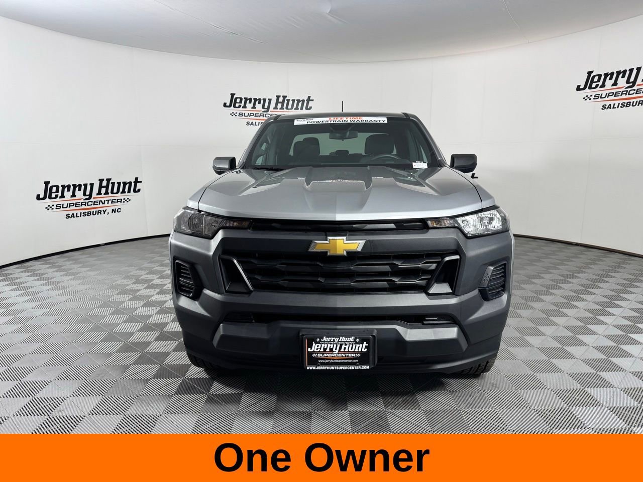 Used 2024 Chevrolet Colorado W/T image 5