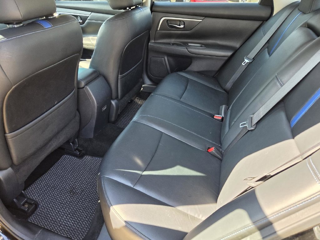 Used 2018 Nissan Altima 2.5 SR w/ SR Special Edition FWD image 10