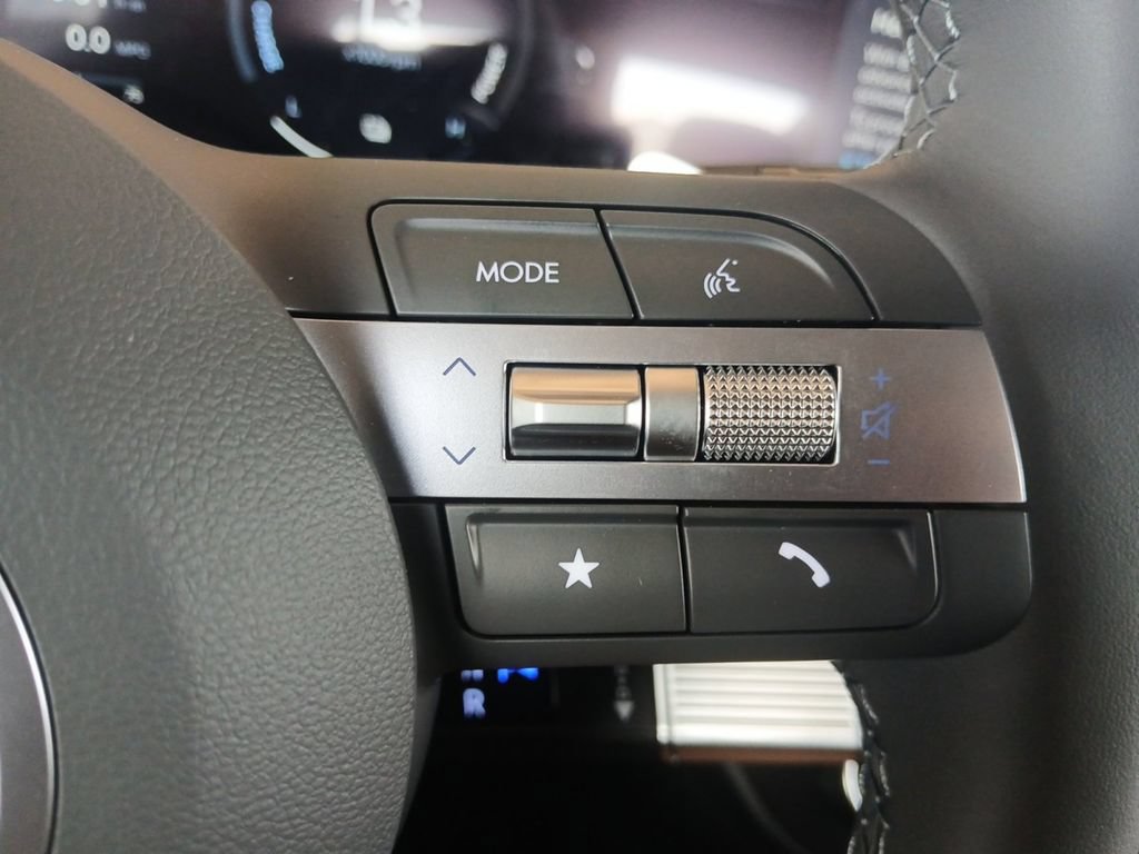 New 2026 Hyundai Sonata Limited FWD image 18