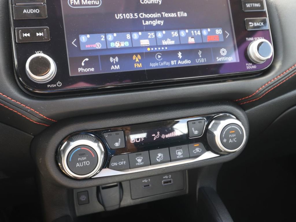 Used 2024 Nissan Versa SR FWD image 20