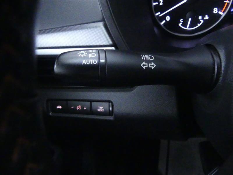 Used 2024 Nissan Altima 2.5 SR FWD image 17