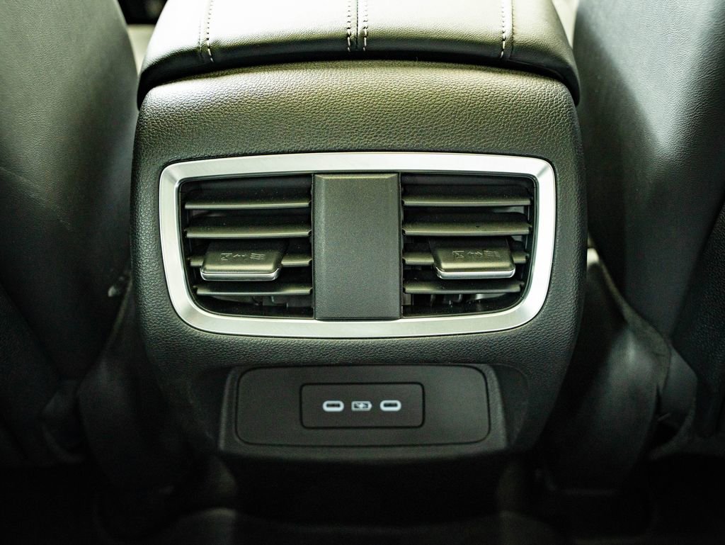 Certified 2025 Acura RDX w/ Technology Package image 42