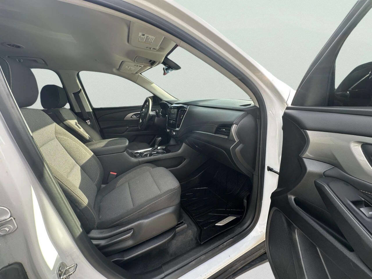 Used 2019 Chevrolet Traverse LS AWD/4WD image 19