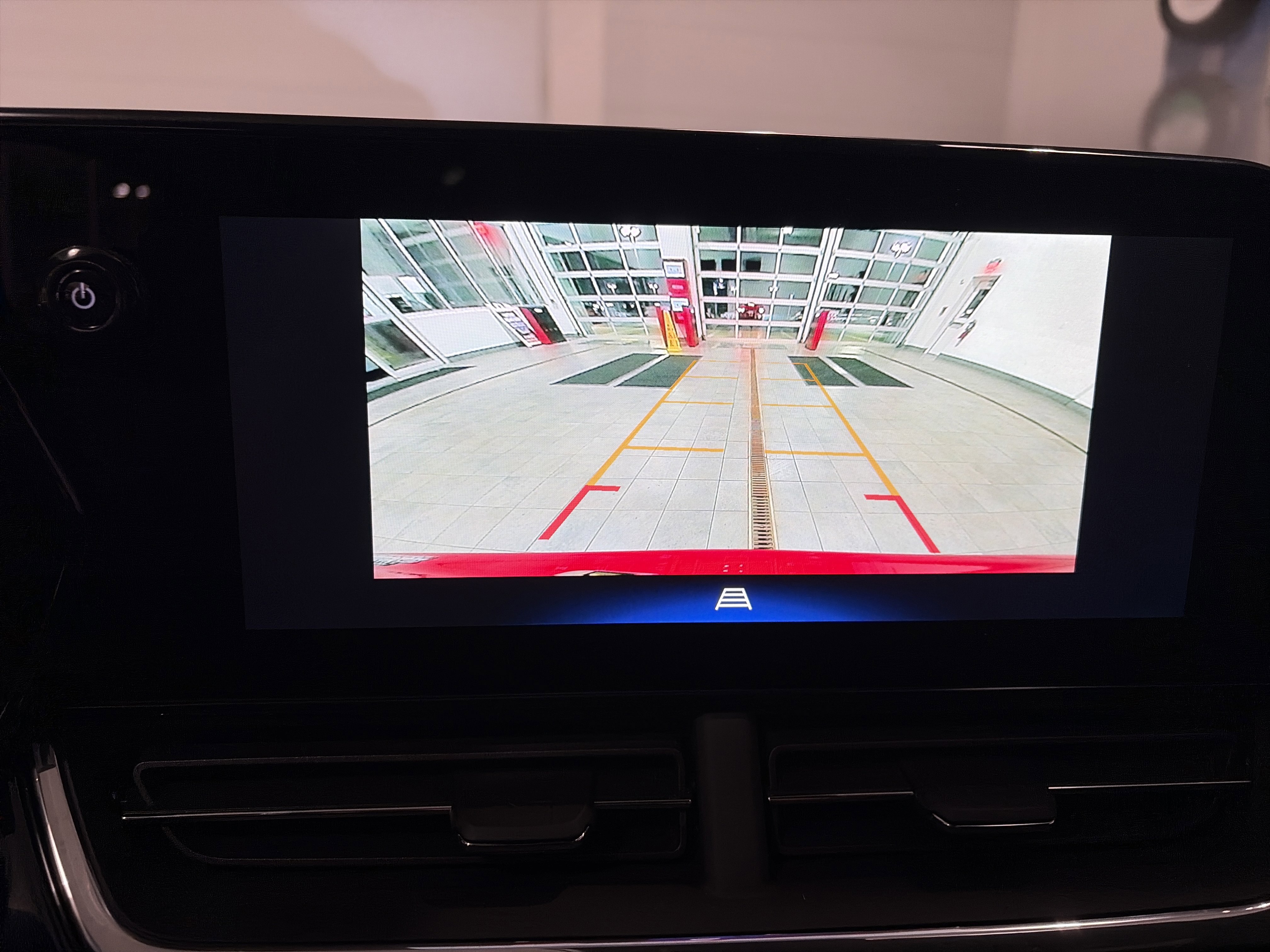 New 2026 Chevrolet Trax RS w/ Sunroof Package image 19