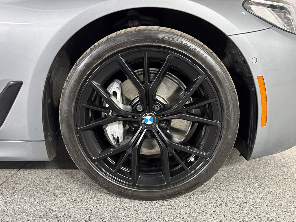 Used 2023 BMW 540i xDrive w/ M Sport Package AWD/4WD image 5