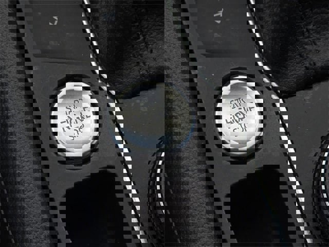 Used 2020 Volkswagen Atlas Cross Sport SE w/ Panoramic Sunroof Package image 9