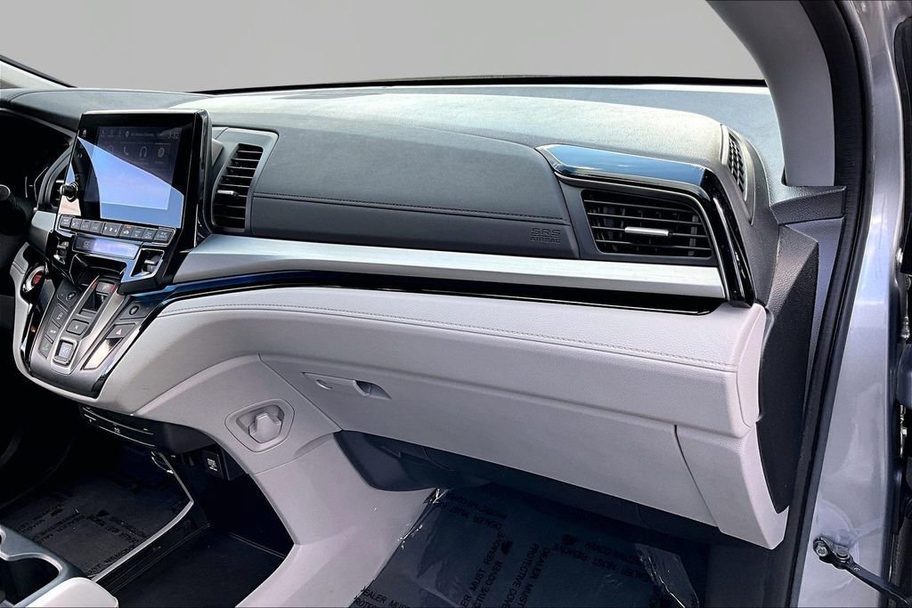 Used 2023 Honda Odyssey Touring image 21