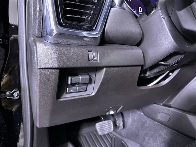 New 2026 GMC Canyon Elevation w/ Convenience Package image 18