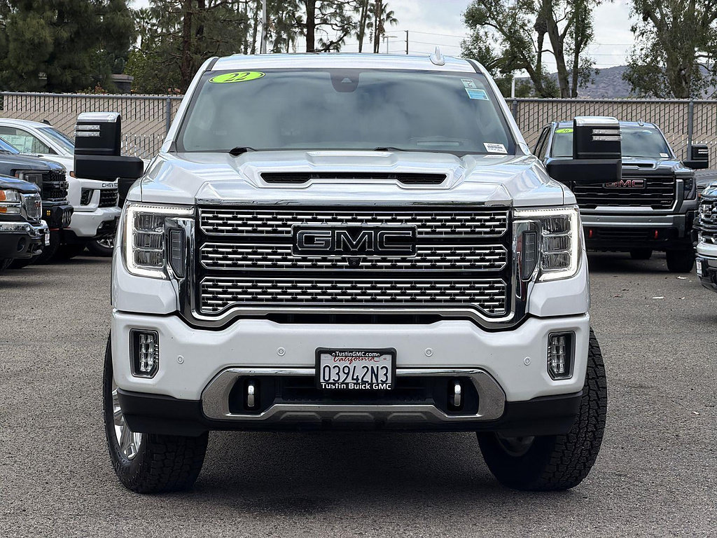 Used 2022 GMC Sierra 2500 Denali w/ Denali Ultimate Package AWD/4WD image 2