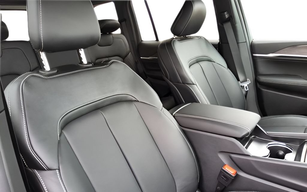 New 2026 Jeep Grand Cherokee Limited AWD/4WD image 38