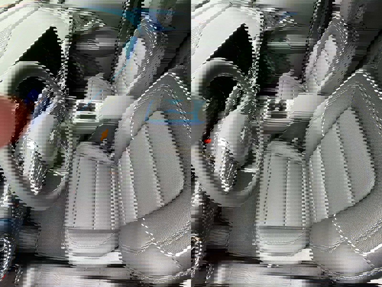 New 2026 Chevrolet Equinox EV LT w/ Convenience Package II image 3