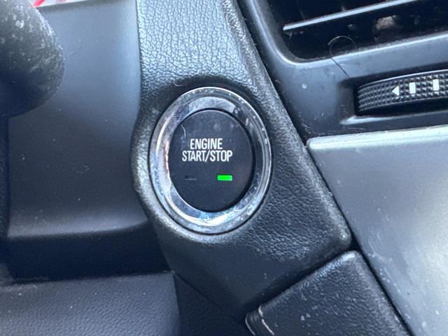 Used 2017 Chevrolet Suburban Premier image 40