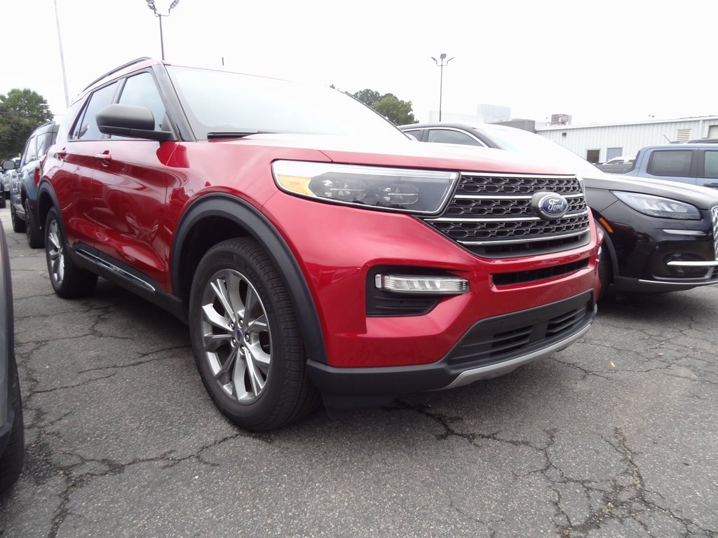 Certified 2022 Ford Explorer XLT w/ Equipment Group 202A