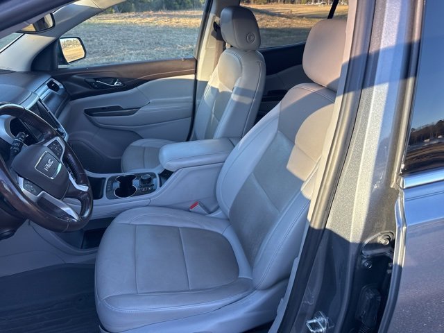 Used 2021 GMC Acadia SLT w/ Premium Package image 15