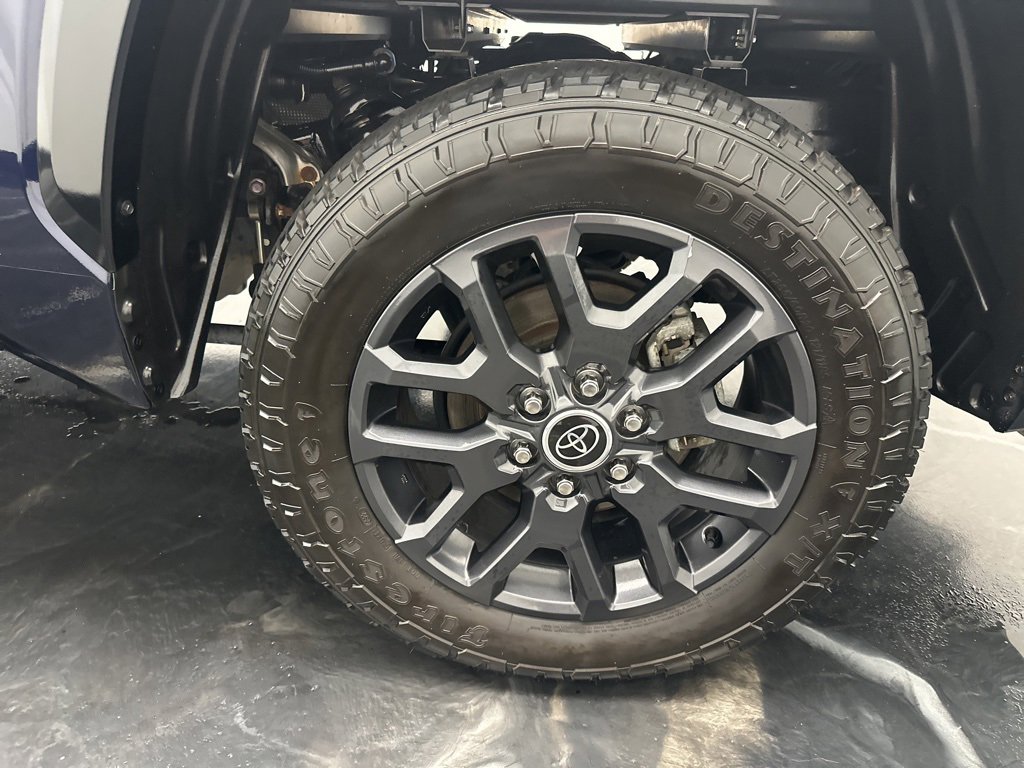 Used 2023 Toyota Tundra Platinum image 31