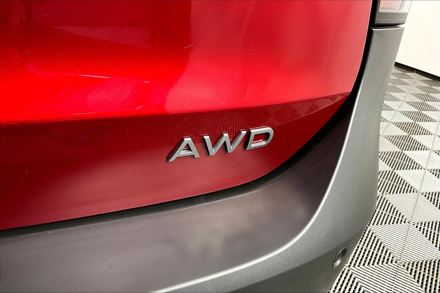 Certified 2025 Nissan Kicks SV w/ SV Premium Package image 25