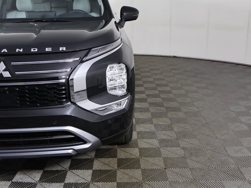 New 2025 Mitsubishi Outlander AWD image 20