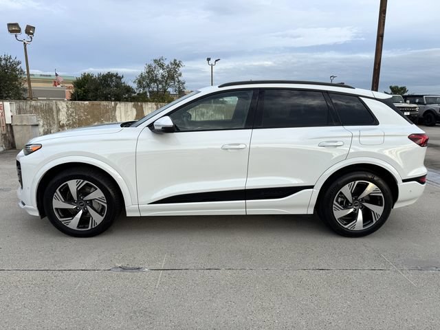 Used 2025 Audi Q6 e-tron Prestige AWD/4WD image 8
