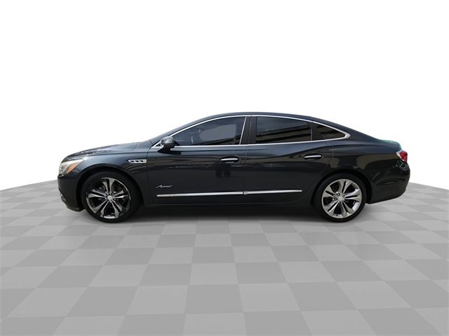 Used 2018 Buick LaCrosse Avenir image 5