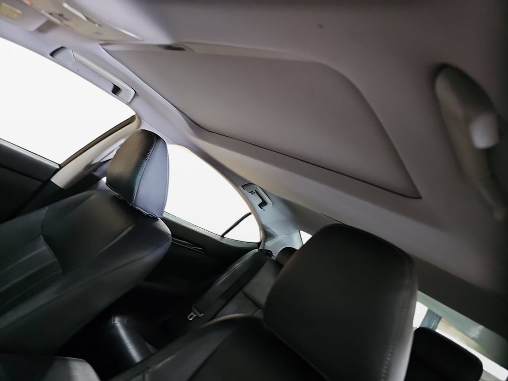 Used 2018 Lexus ES 300h w/ Luxury Package FWD image 19