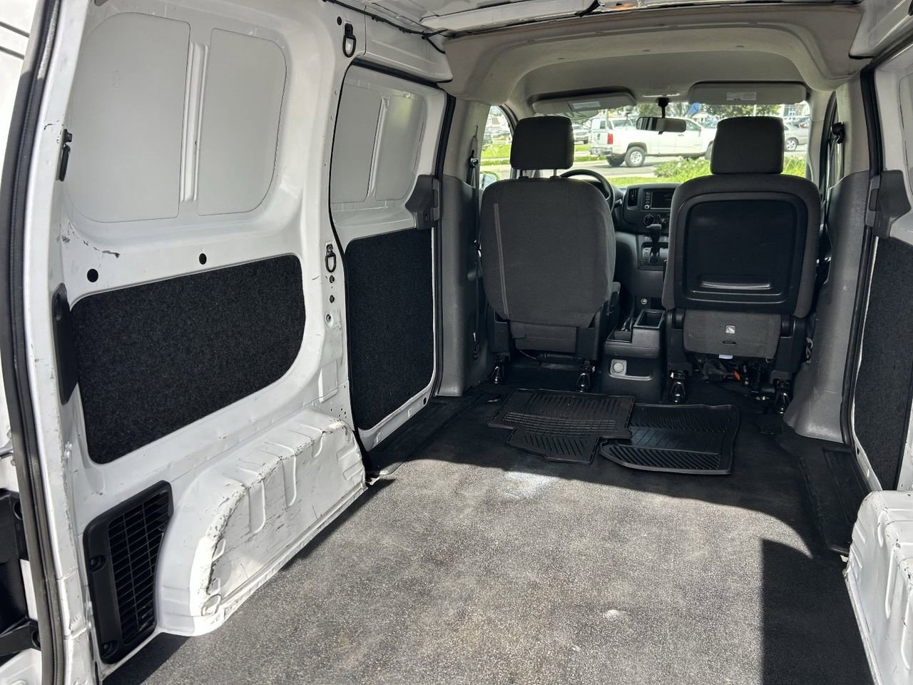 Used 2021 Nissan NV200 S w/ Back Door Glass Package FWD image 15